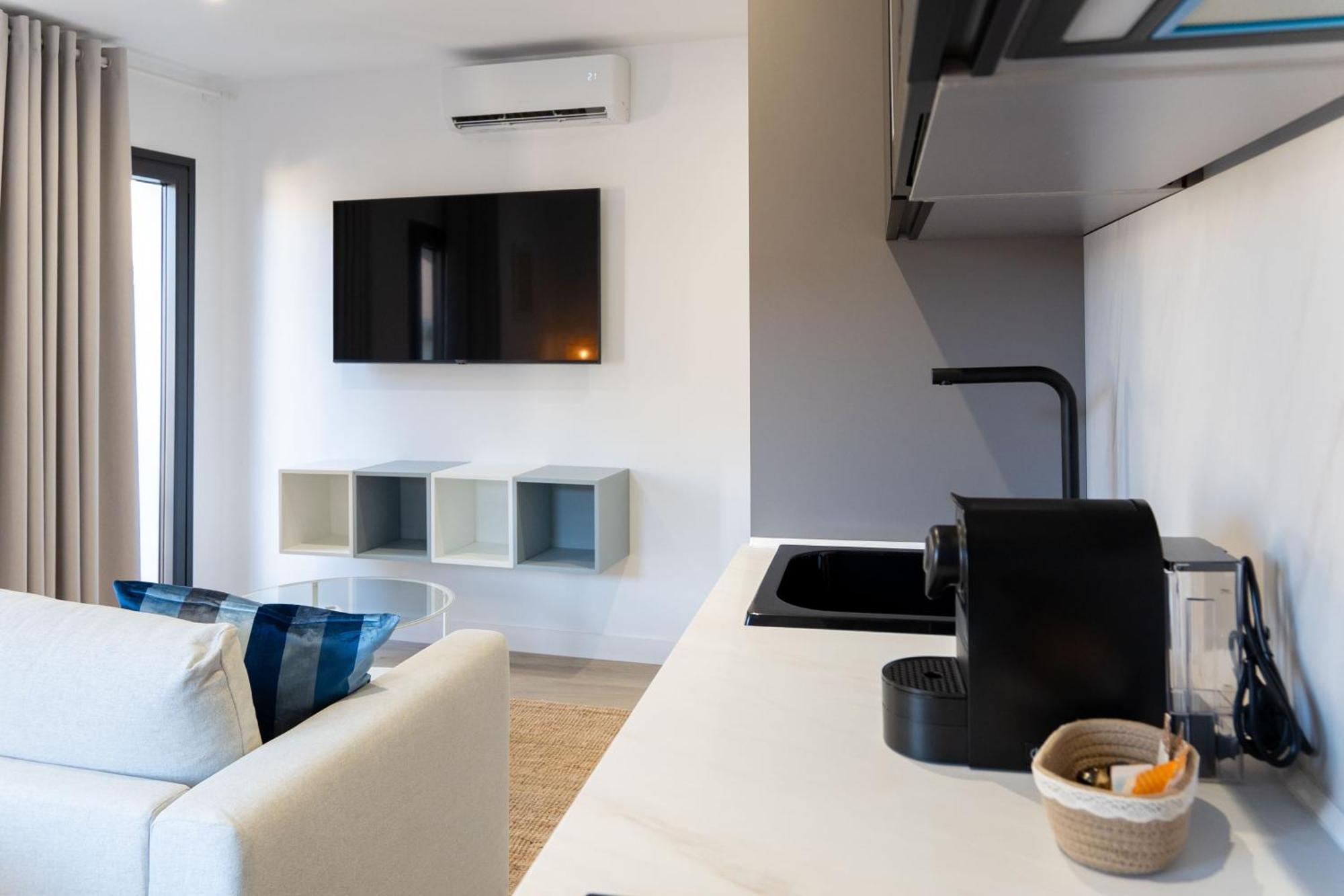 Apartamentos Mlc Ciudad De Linares Linares  Exteriör bild