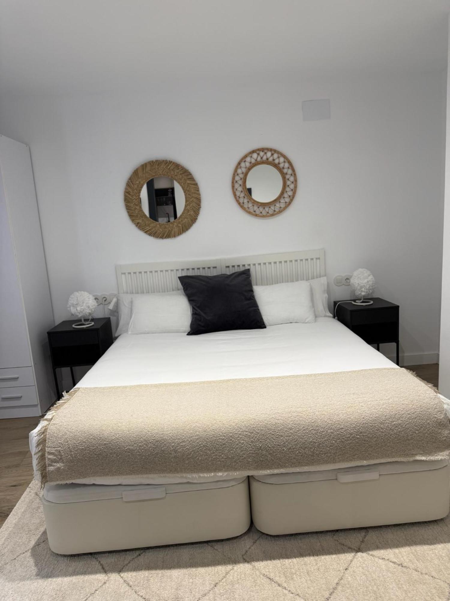 Apartamentos Mlc Ciudad De Linares Linares  Exteriör bild