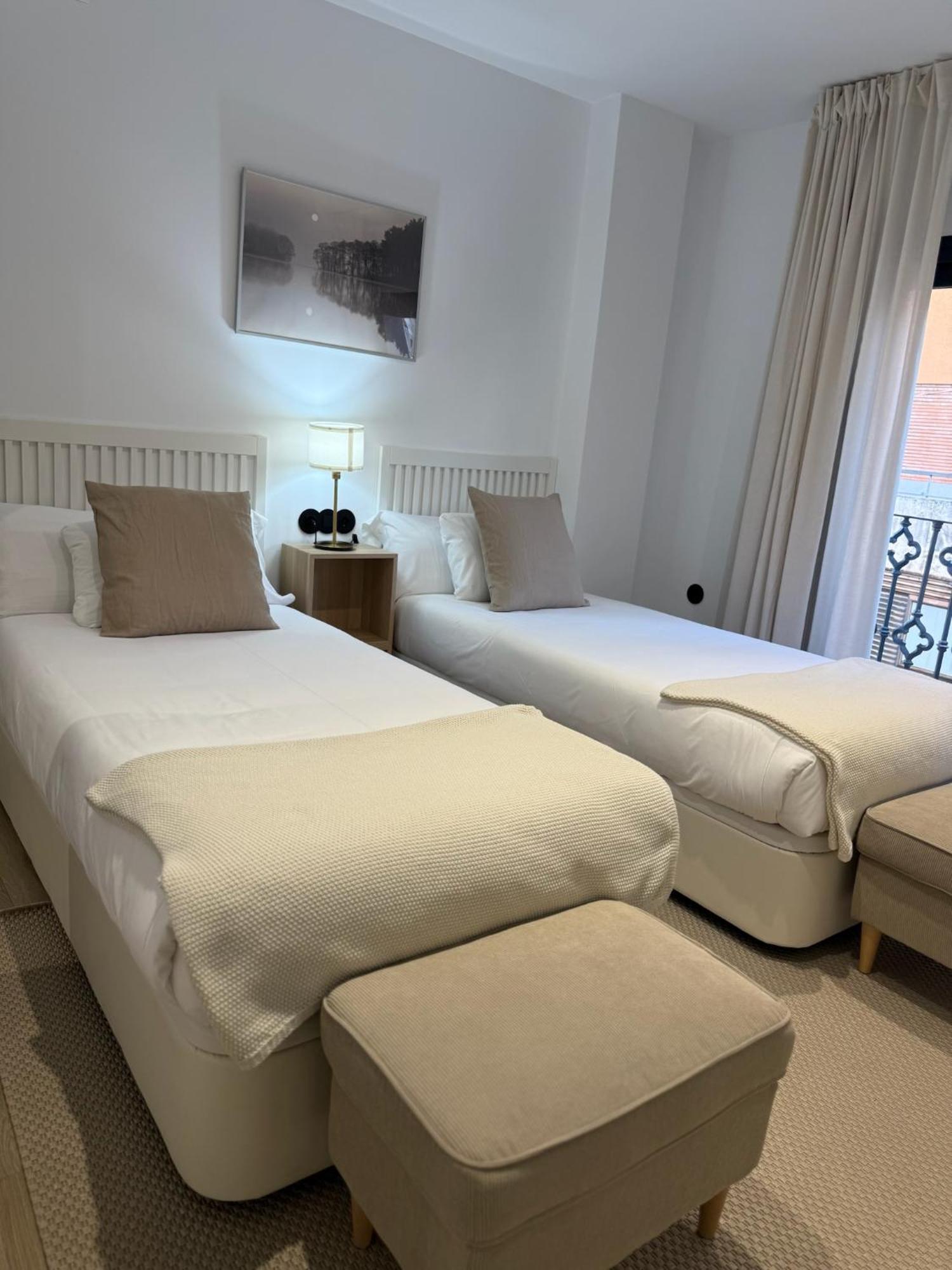 Apartamentos Mlc Ciudad De Linares Linares  Exteriör bild