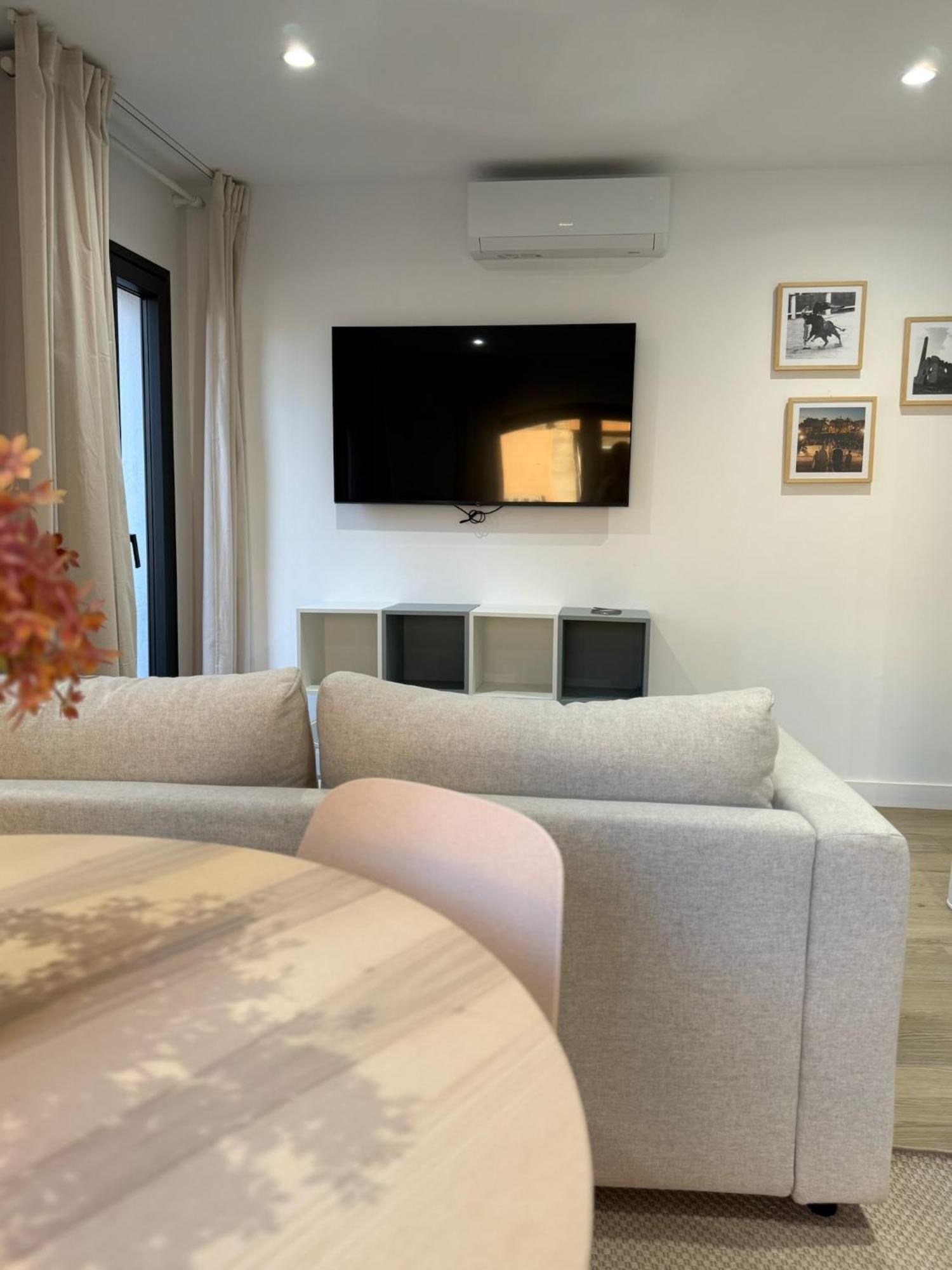 Apartamentos Mlc Ciudad De Linares Linares  Exteriör bild