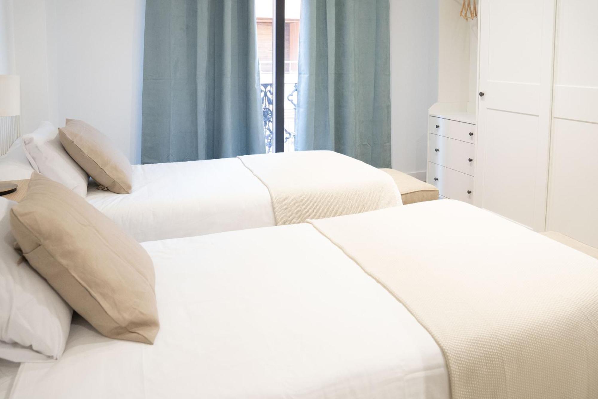 Apartamentos Mlc Ciudad De Linares Linares  Exteriör bild