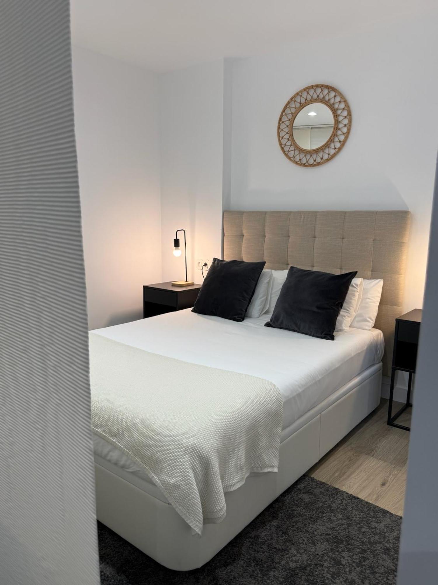 Apartamentos Mlc Ciudad De Linares Linares  Exteriör bild